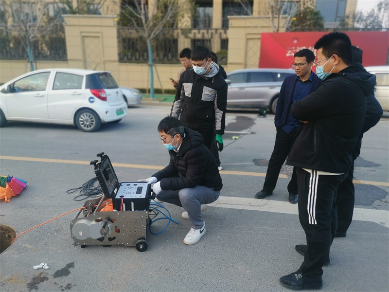 河南管道機器人